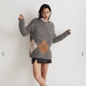 Madewell Fuzzy Crewneck Sweater in Charcoal Gray